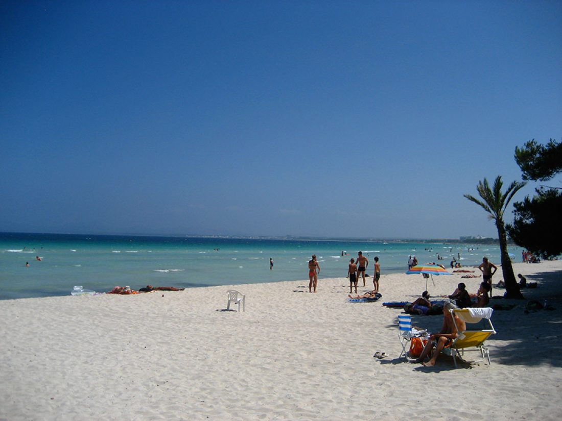 White sands at the beach